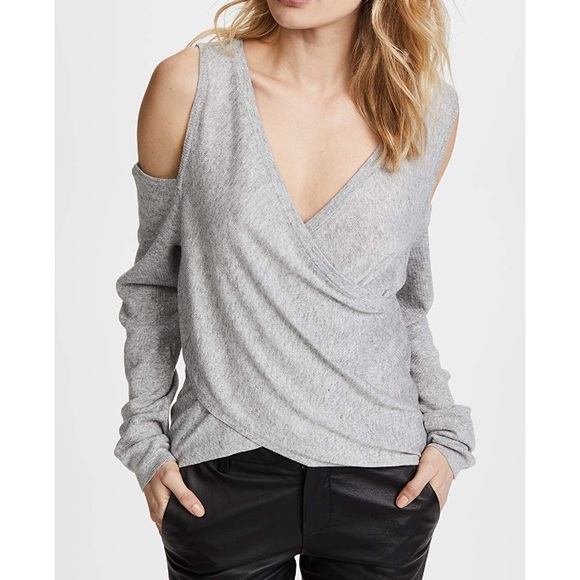 Line & Dot Sweaters - Authentic Line +Dot Roslyn Cold/Shoulder/Sweater s